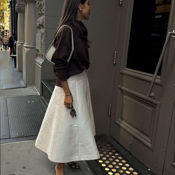 White linen maxi skirt - Picture 3 of 10